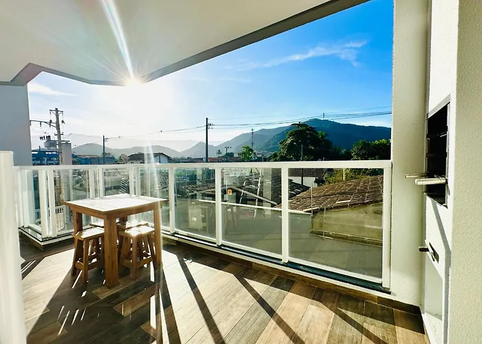 Apto Alto Padrão C/Ar Condicionado e Área Gourmet. Ubatuba